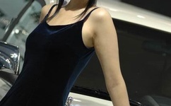 你喷的到处都是满了溢出来了